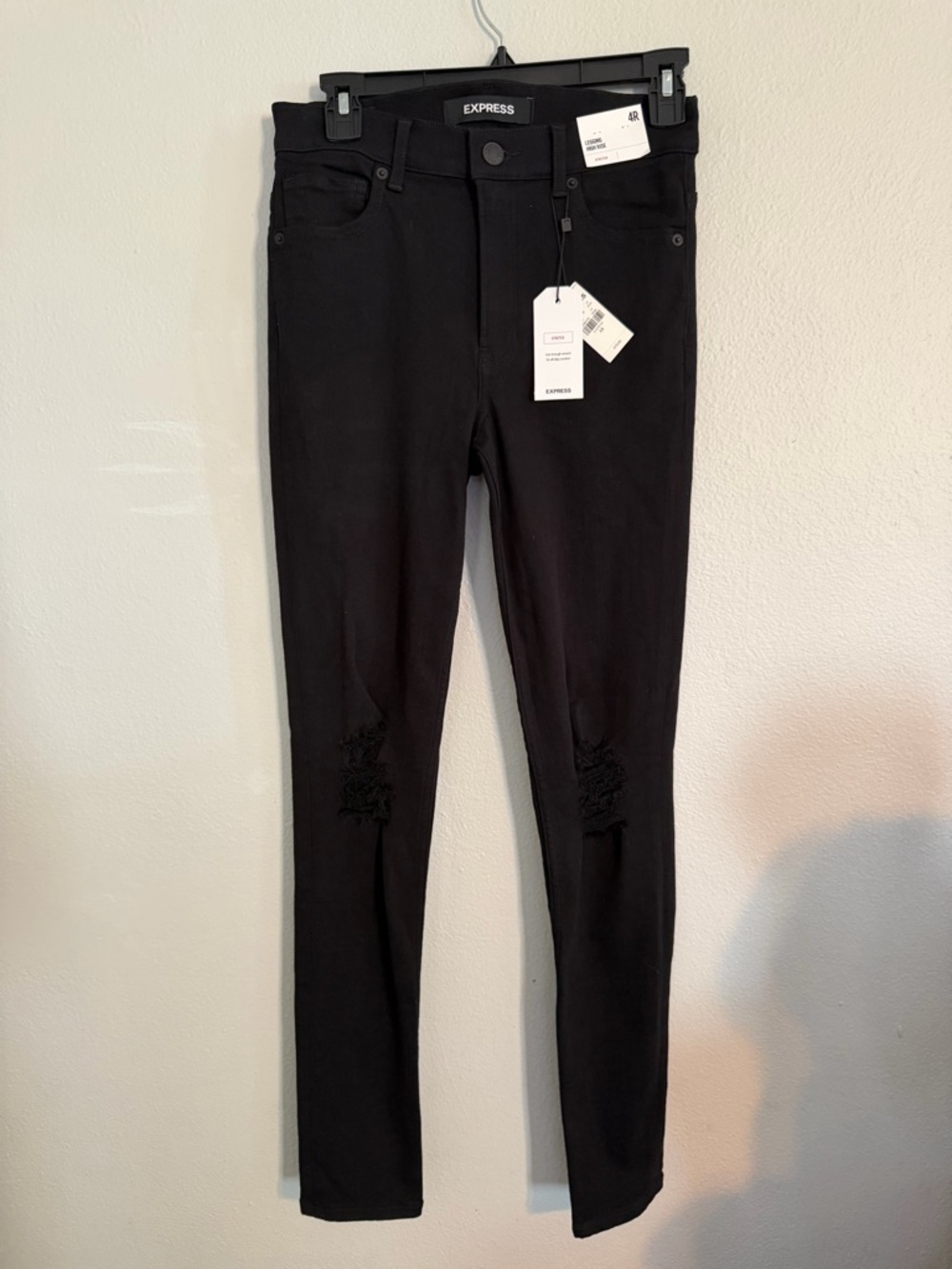 NWT Express High Rise Legging Skinny Jeans Black Ripped Knee 4R - 29" Inseam